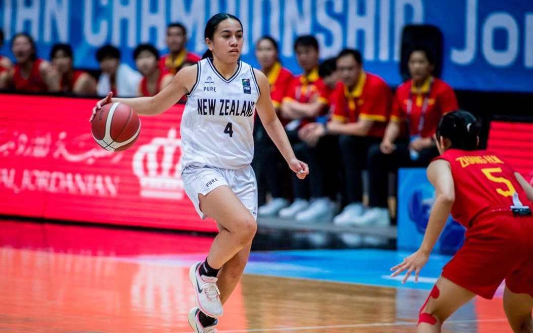 New Zealand basketballer Pahylss Hokianga