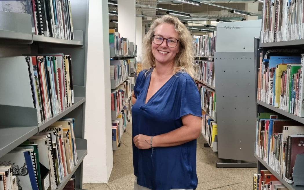 Kate Francis working at Taranaki Research Centre on a book
