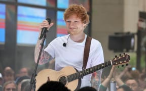 NEW YORK, NEW YORK - JUNE 06: Ed Sheeran performs on NBC's "Today" at Rockefeller Plaza on June 06, 2023 in New York City.   Dia Dipasupil/Getty Images/AFP (Photo by Dia Dipasupil / GETTY IMAGES NORTH AMERICA / Getty Images via AFP)