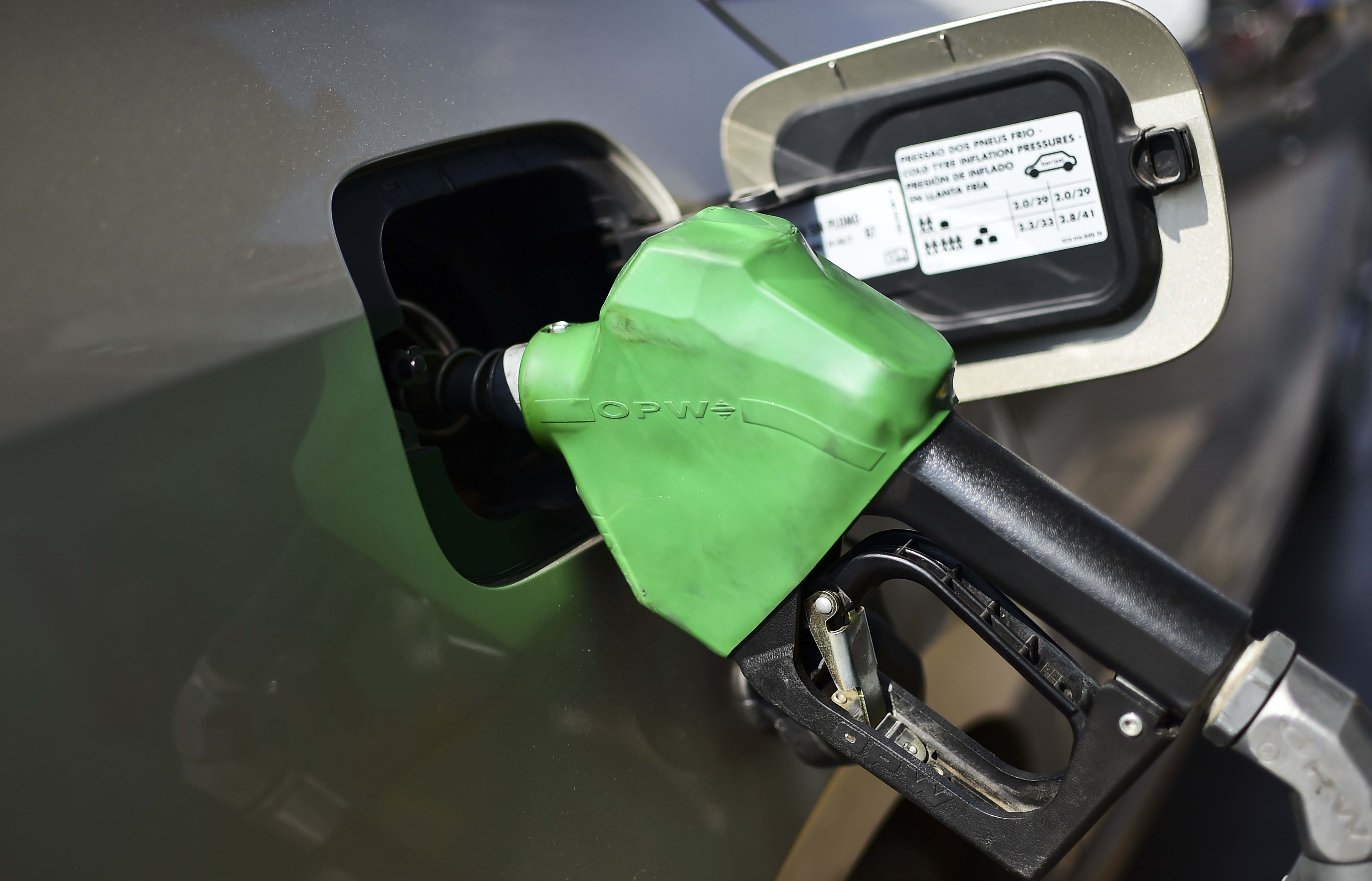 Petrol pump