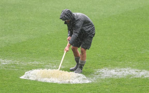 Adverse weather conditions in Auckland resulted in OFC Pro League matches being postponed.