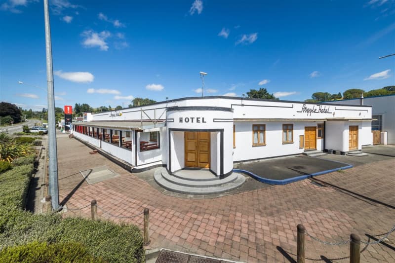 The Argyle Hotel in Hunterville.