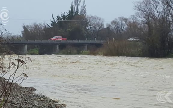 Motorists urged to stay off roads due to flooding