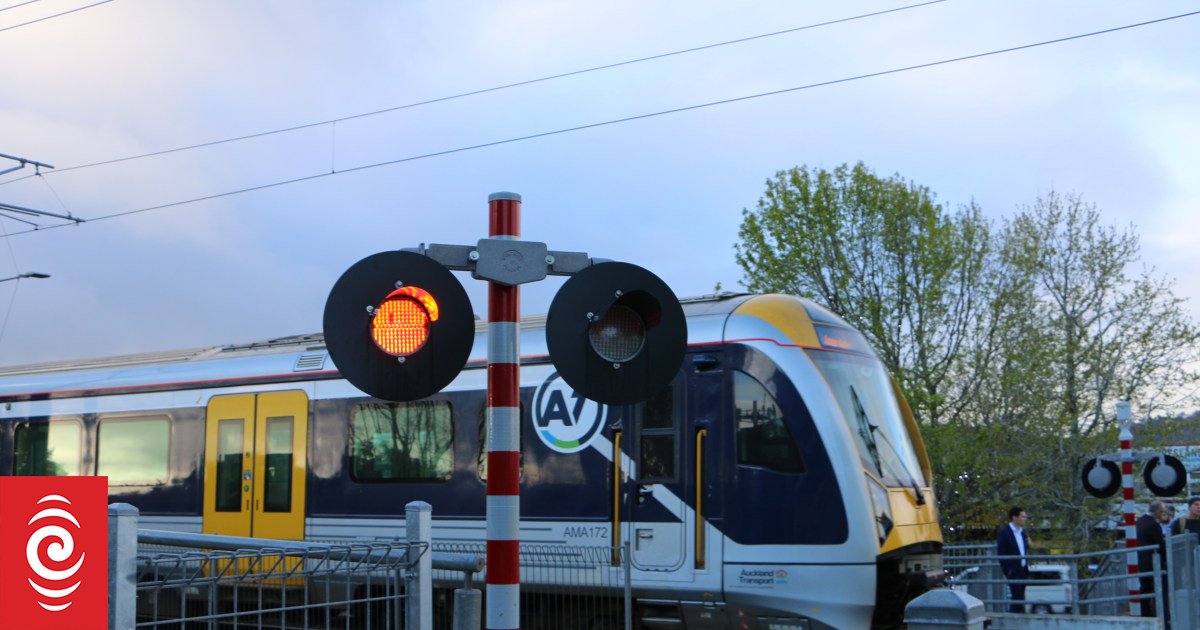 Auckland trains face delays and cancellations for second day - Vimarsana News