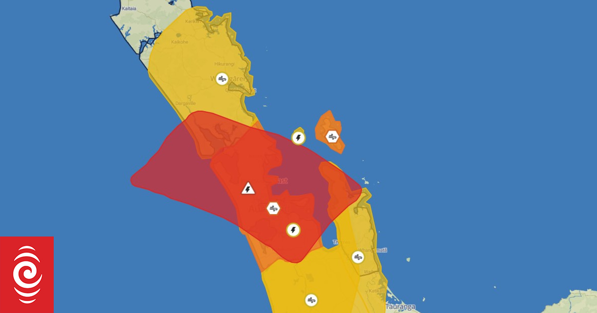 Weather live: Red warning issued as severe thunderstorm arrives in North Island - Vimarsana News
