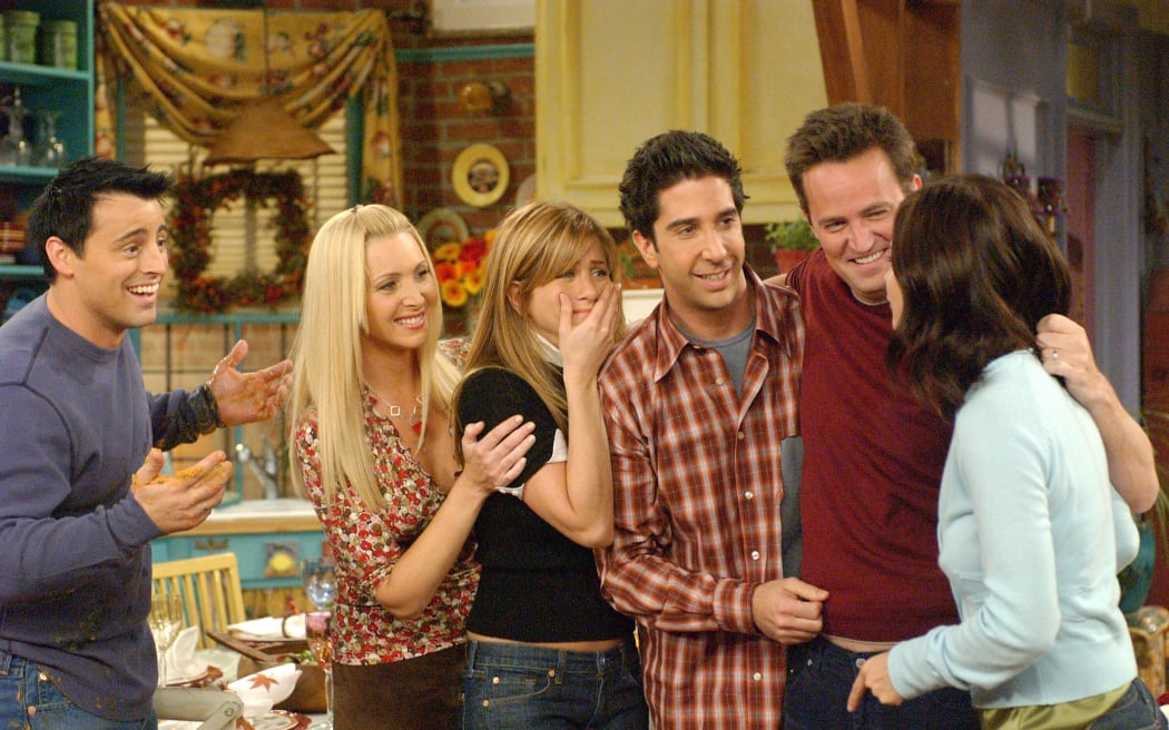 Friends TV Series (1994-2004) starring Matt LeBlanc, Lisa Kudrow, Jennifer Aniston, David Schwimmer, Matthew Perry, Courtney Cox.
