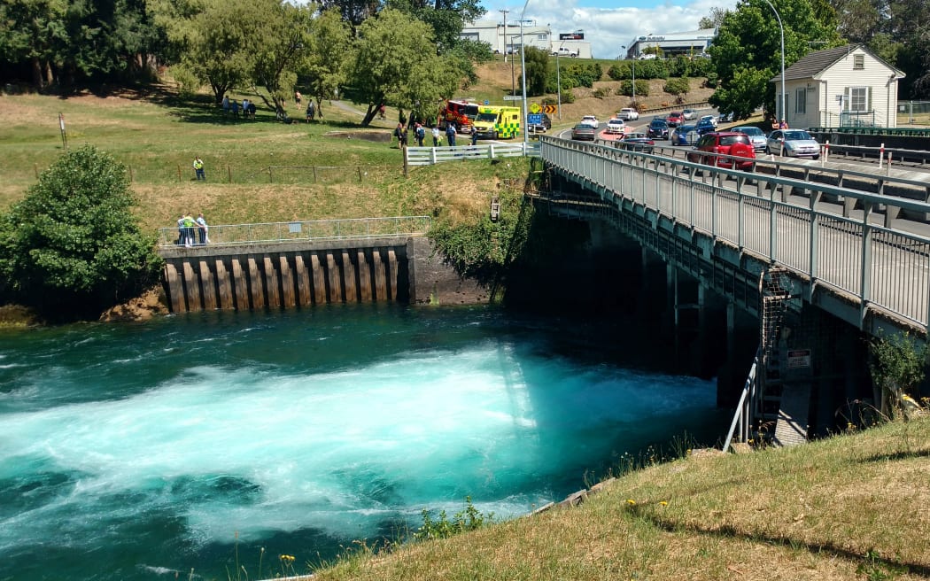 The bridge where a man was pulled from the water with the help of the public.
