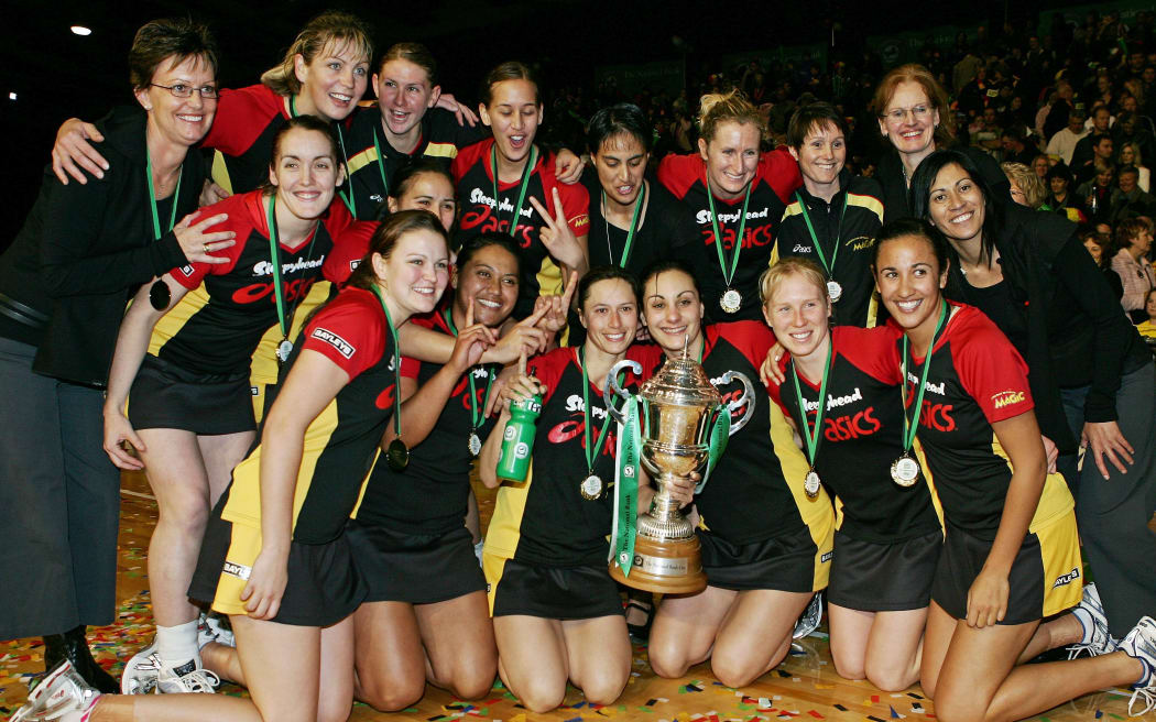 Amigene Metcalfe (middle left) with the Magic in the 2006 National Bank Cup victory