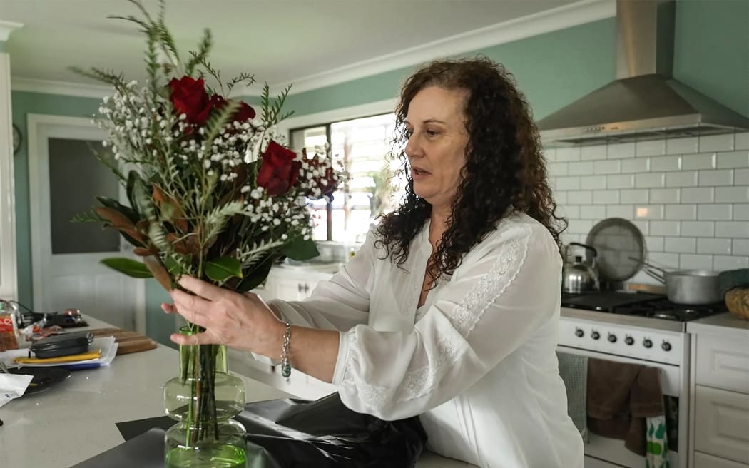 This screen grab from video footage released courtesy of Kathleen Folbigg on June 6, 2023 to the media shows Folbigg, who was jailed in 2003 after she was convicted of killing her four infant children, after being pardoned near Grafton in the north of New South Wales state. Folbigg, an Australian mother convicted of killing her children, claimed a "victory for science" on June 6 after an unexpected research breakthrough helped win her freedom after 20 years in prison. (Photo by Handout / COURTESY OF KATHLEEN FOLBIGG / AFP) / -----EDITORS NOTE --- RESTRICTED TO EDITORIAL USE - MANDATORY CREDIT "AFP PHOTO / COURTESY OF KATHLEEN FOLBIGG " - NO MARKETING - NO ADVERTISING CAMPAIGNS - DISTRIBUTED AS A SERVICE TO CLIENTS