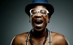 BlickBassy ©Denis-Rouvre
