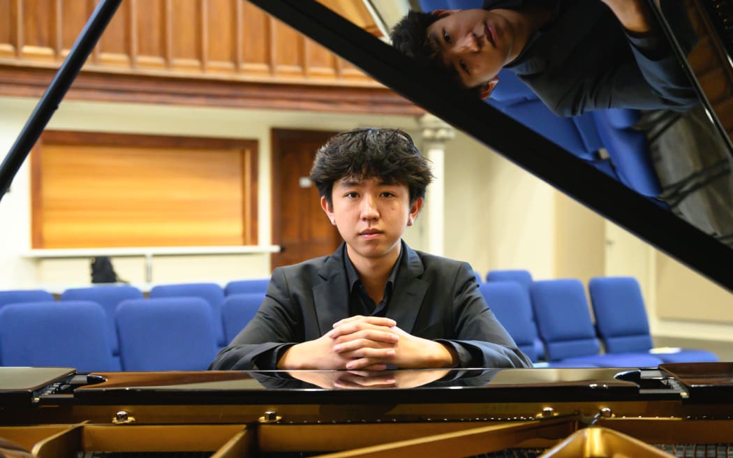 Pianist Roy Zhang