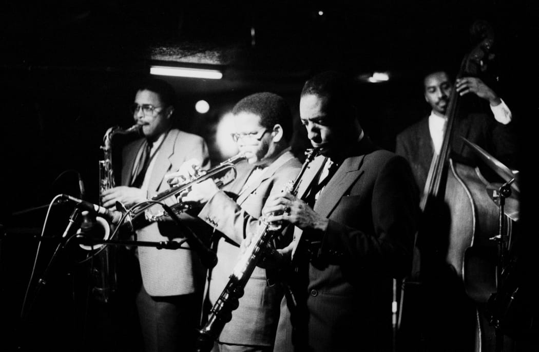 THE JAZZ MESSENGERS . CLUB LE COATELAN . PLOUGONVEN . FINISTERE . 3 MARS 1985 .