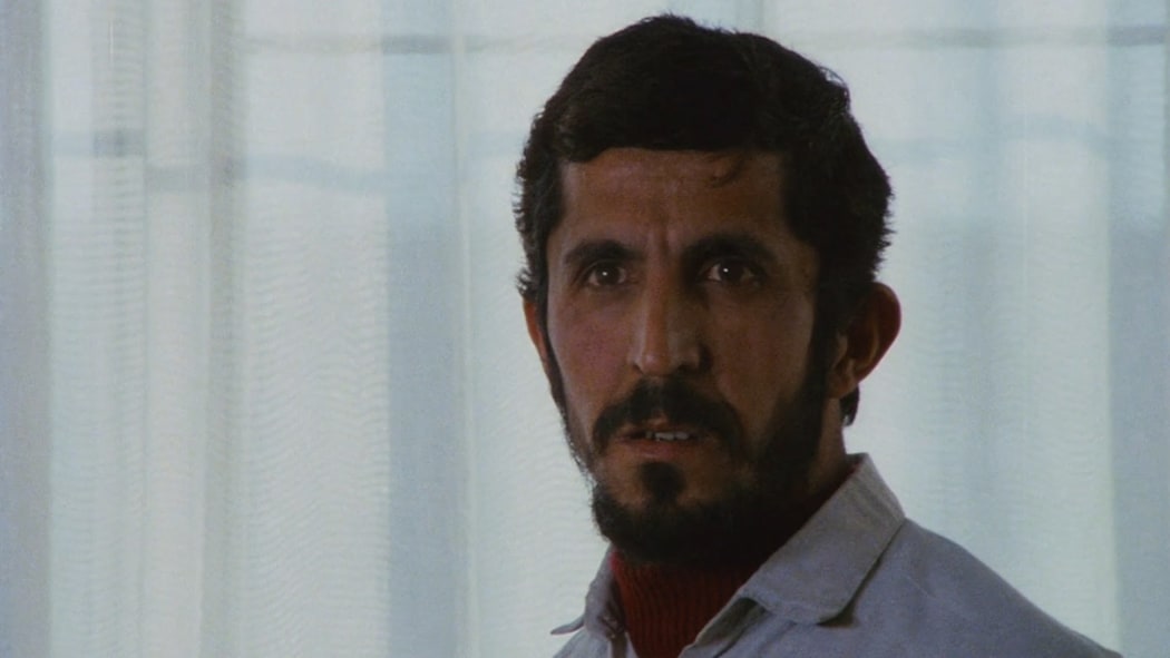 The real Hossain Sabzian recreates his notorious impersonation of the director Mohsen Makhmalbaf in Abbas Kiarostami’s Close-Up.