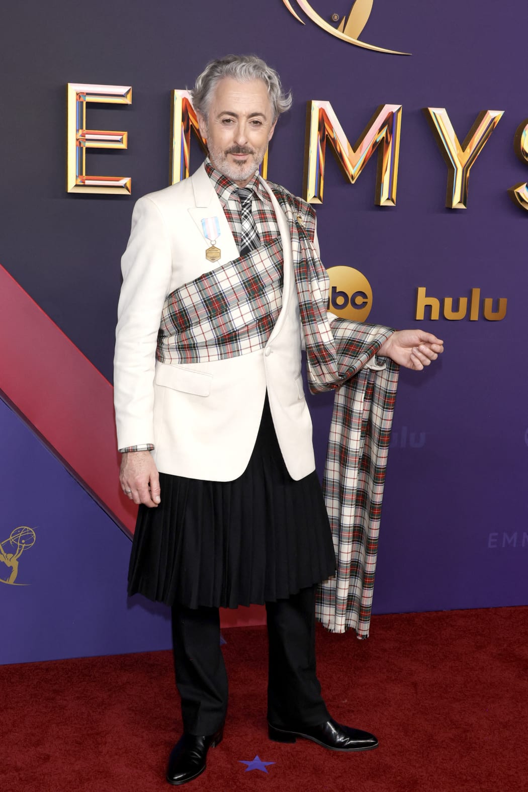 Alan Cumming attends the 76th Primetime Emmy Awards at Peacock Theater on September 15, 2024 in Los Angeles, California.