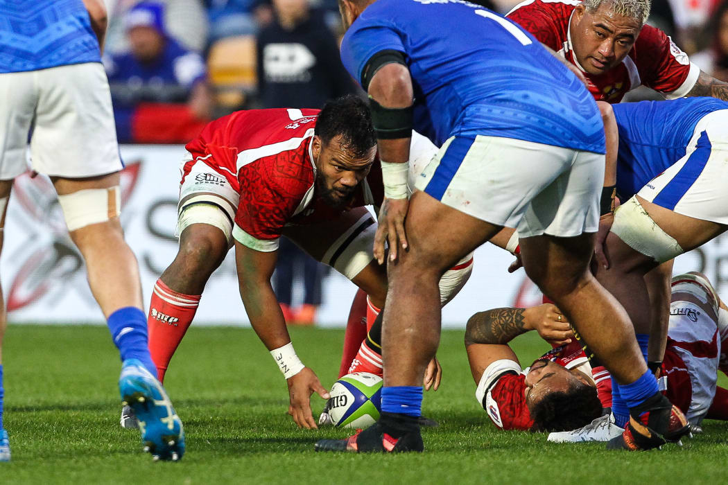 Tongan flanker Mateaki Kafatolu playing against Samoa.