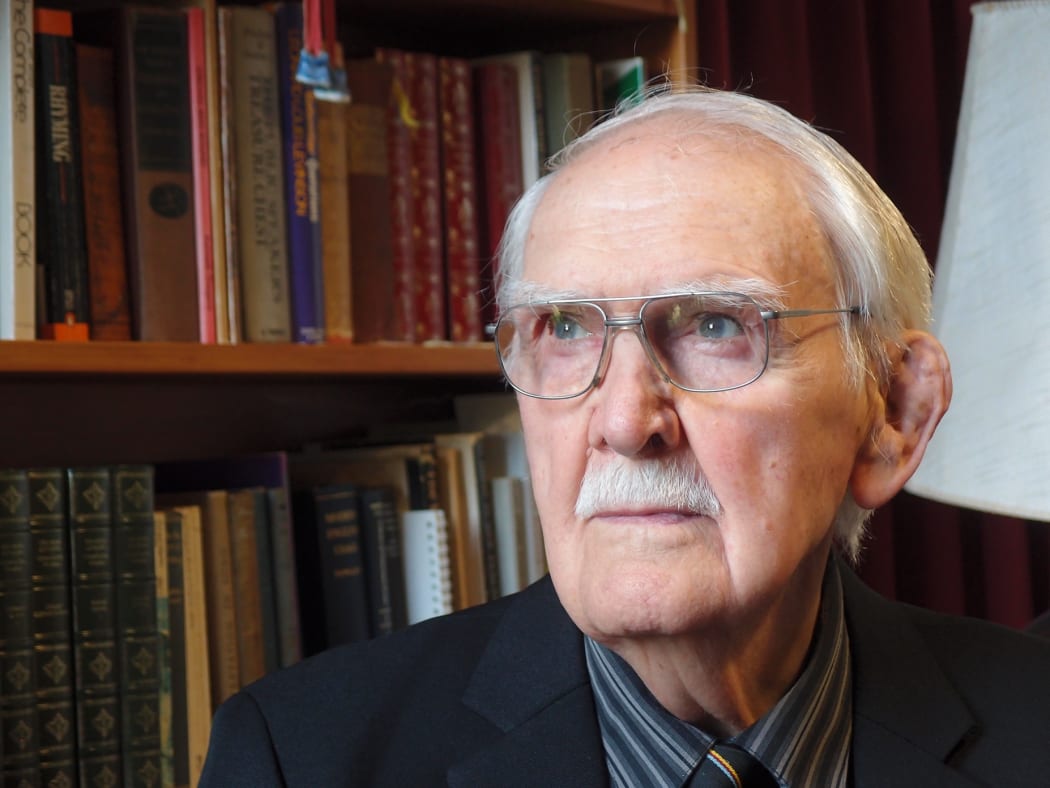 Neven MacEwan.