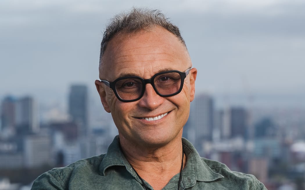 Screenwriter & author Michael Bennett