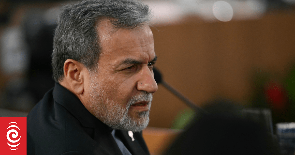 Iran Delays Response to US Peace Plan Amid Gulf Tensions: A Diplomatic Stalemate