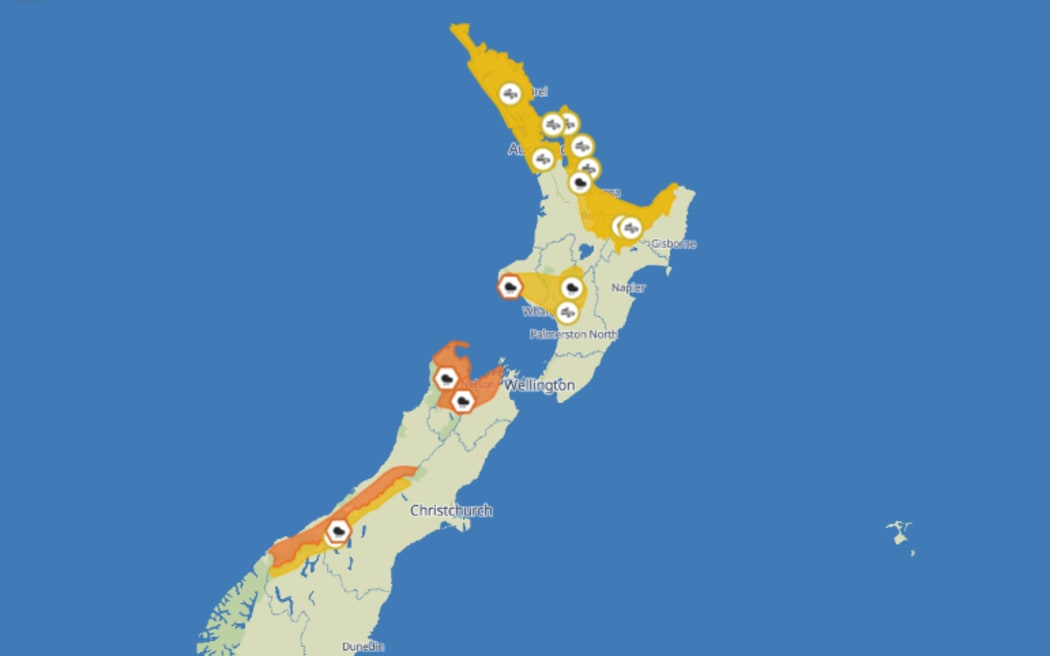MetService said there was a front moving east across the country which was expected to bring heavy rain and strong north to northeast winds.