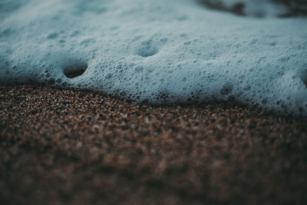 foam on tide