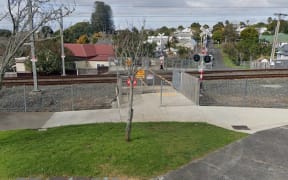 Lloyd Avenue rail crossing in Mt Albert.