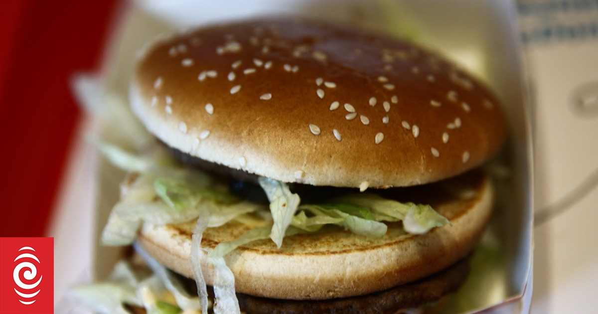 McDonald's worries about losing low-income customers: Is price the reason why?