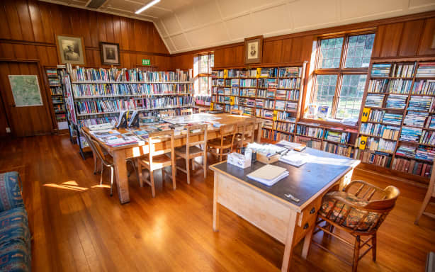 Heritage-listed library's future threatened by funding cut | RNZ