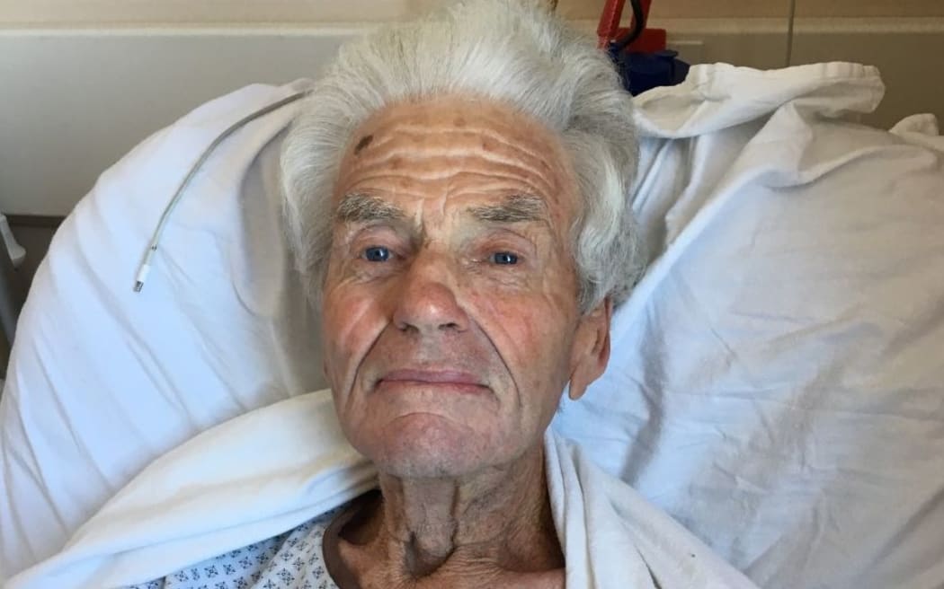 Roger Simpson when he was suffering from mesothelioma