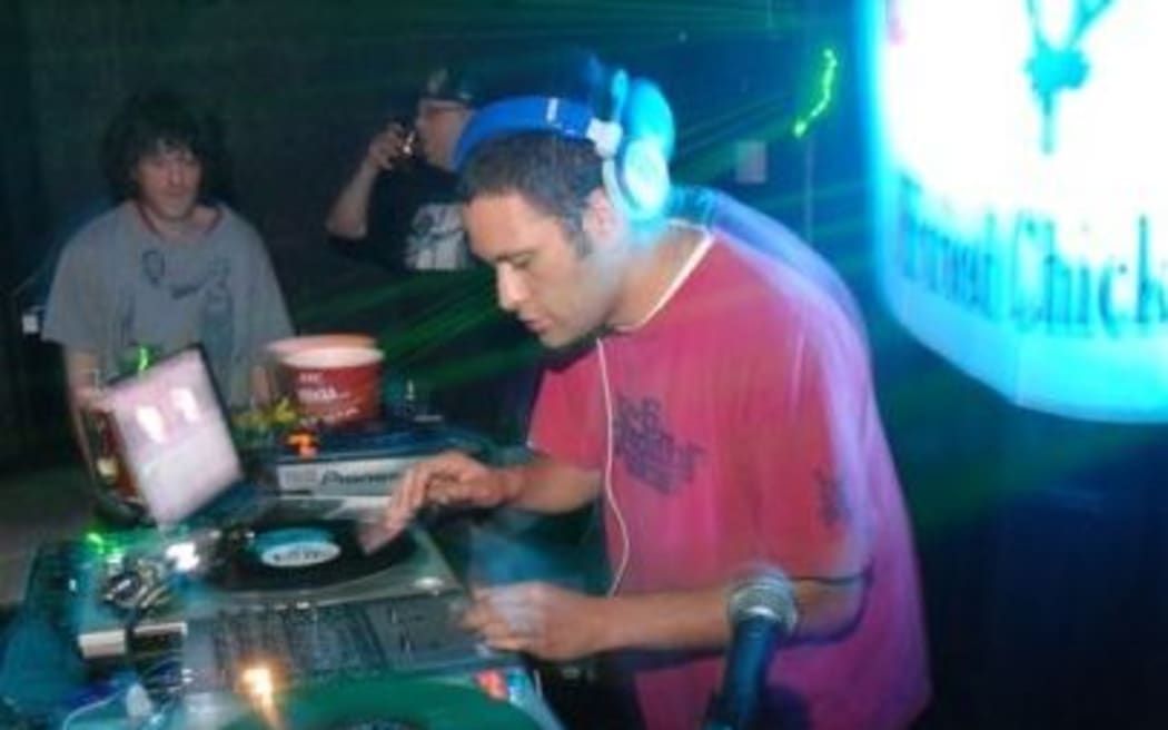 DJ Kava performing at Fried Chicken Sound system at Wellington bar Sandwiches in the mid 2000's, alongside friends Brad Warrington aka Dj Stickyfingers, and Ddog