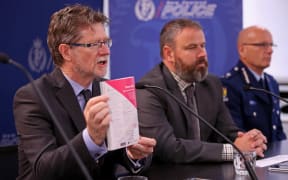 Dr Pat Tuohy from the Ministry of Health, MPI Deputy Director-General Scott Gallacher and Deputy Commissioner Mike Clement.