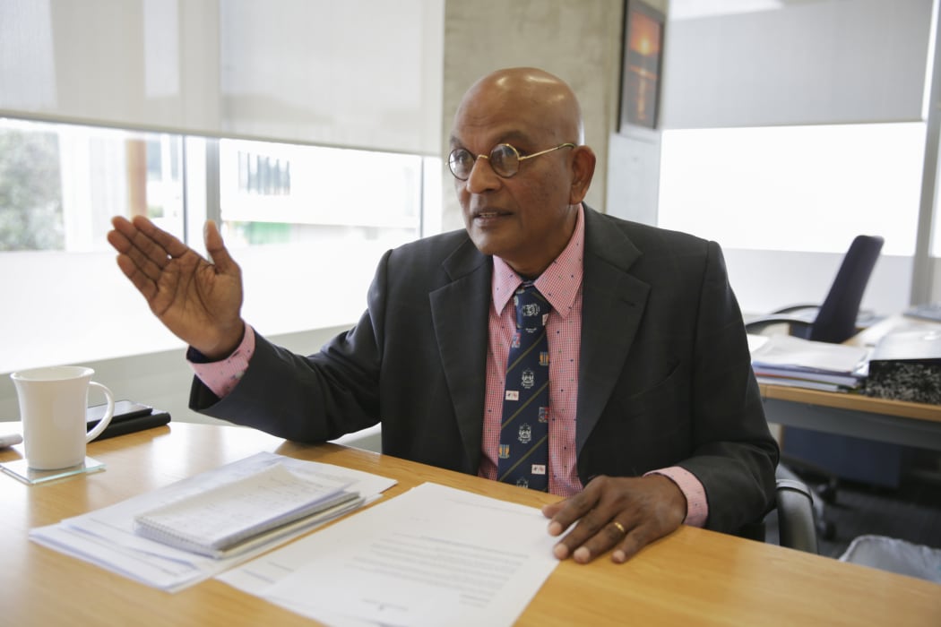 Kāpiti mayor K Gurunathan