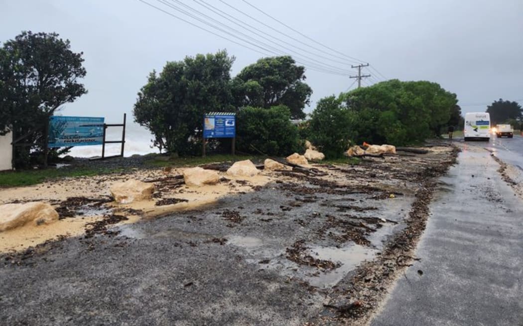 Image of high tide debris at Haumoana.