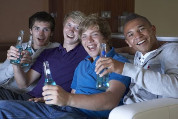 Teens drinking