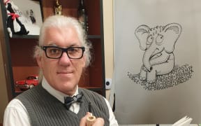 Anton Bentley as Dr Seuss