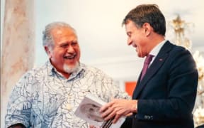 thumbnail_French Polynesia’s President Moetai Brotherson and French minister for Overseas Manuel Valls during a meeting in Paris on 17 January 2025 – PHOTO Ministère des Outre-mer