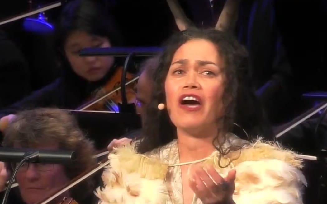 Mere Boynton singing in Ngā Hihi o Matariki