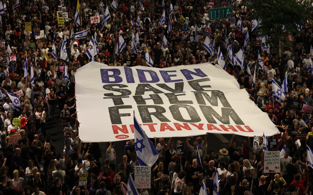Relatives and supporters of Israelis held hostage by Hamas militants in Gaza since the 7 October attacks, demonstrate to call for their release in Tel Aviv on 1 June, 2024.