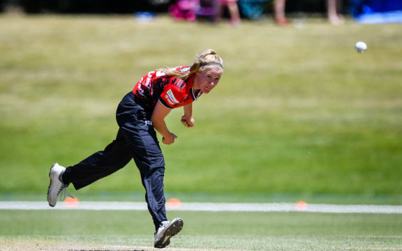 Gabby Sullivan. Canterbury bowler.