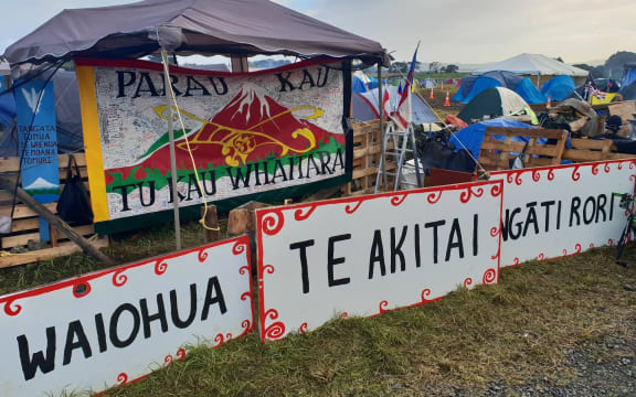 The camp ground at Ihumatao.