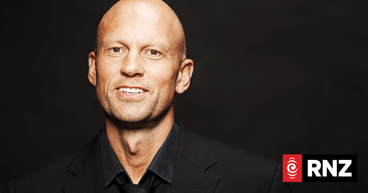 Teddy Tahu Rhodes: staying sincere to the music | RNZ