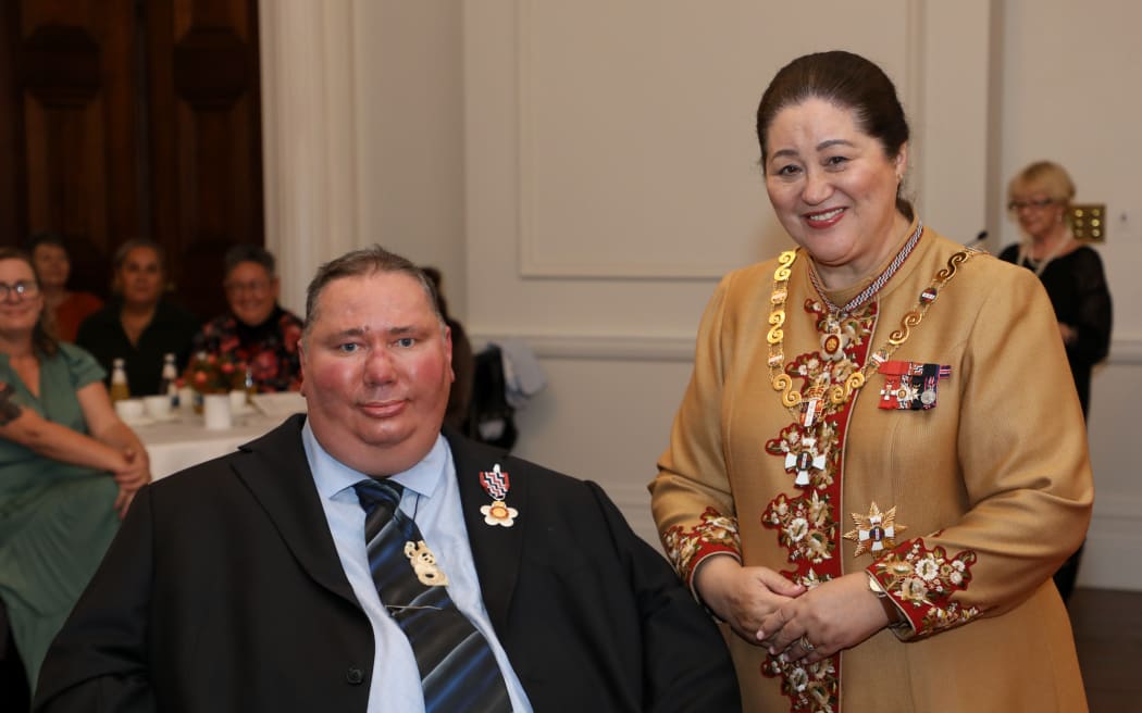 Tristram Ingham and Dame Cindy Kiro.
