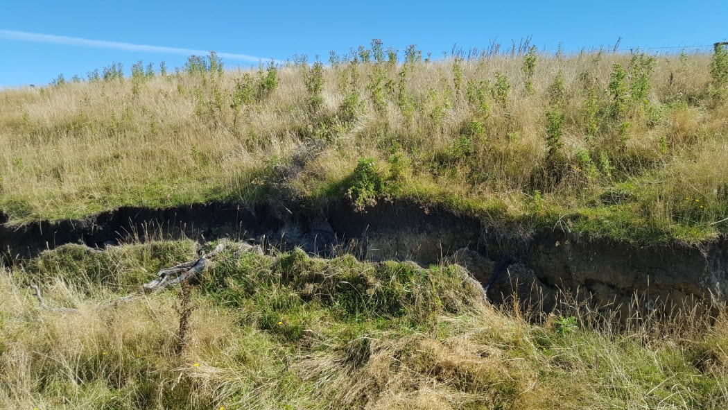 Rupture lines  Richard Wilding's farm.