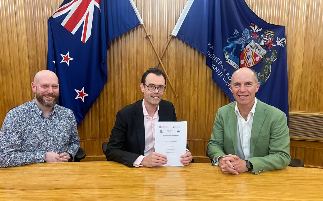 Whanganui District Council  CEO David_Langford, local MP Carl Bates and Whanganui mayor Andrew Tripe