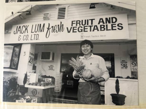 Jack Lum's 50 fruitful years under threat from supermarkets | RNZ