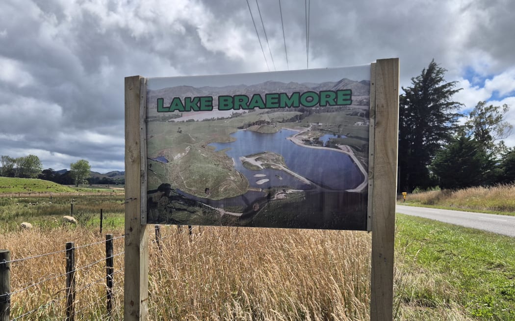 Lake Braemore in Wairarapa was built primarily as a water storage facility for farm irrigation purposes but is also open to the public for water sports and recreational use.