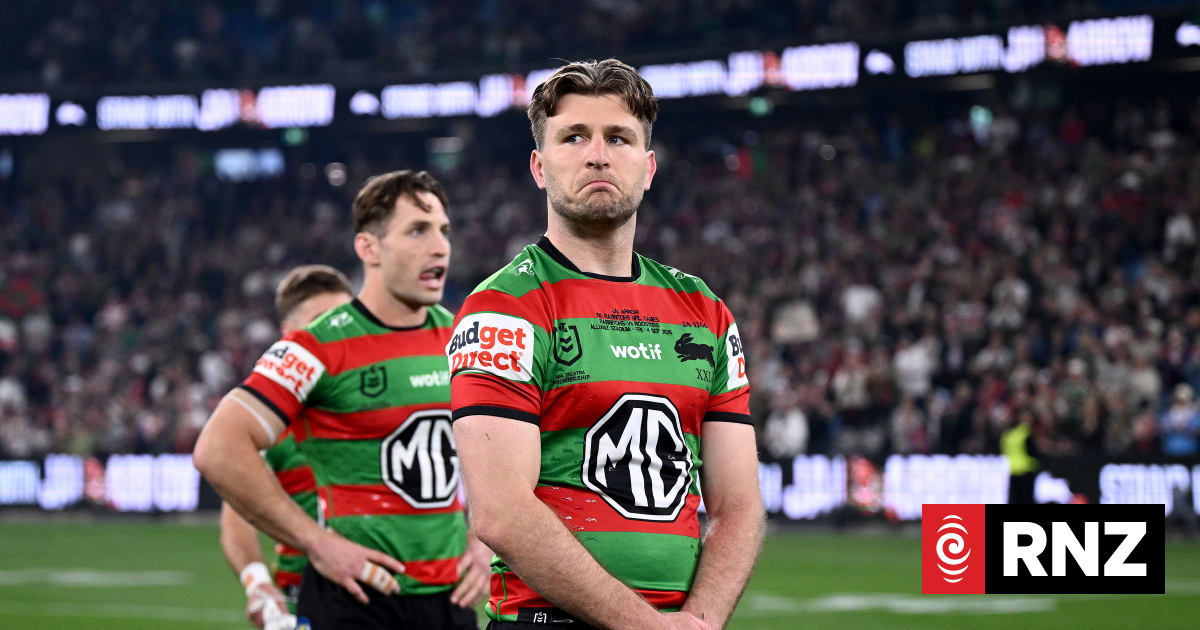 League fans fuming after Sky cuts to betting ad as Jai Arrow walks out for 100th game