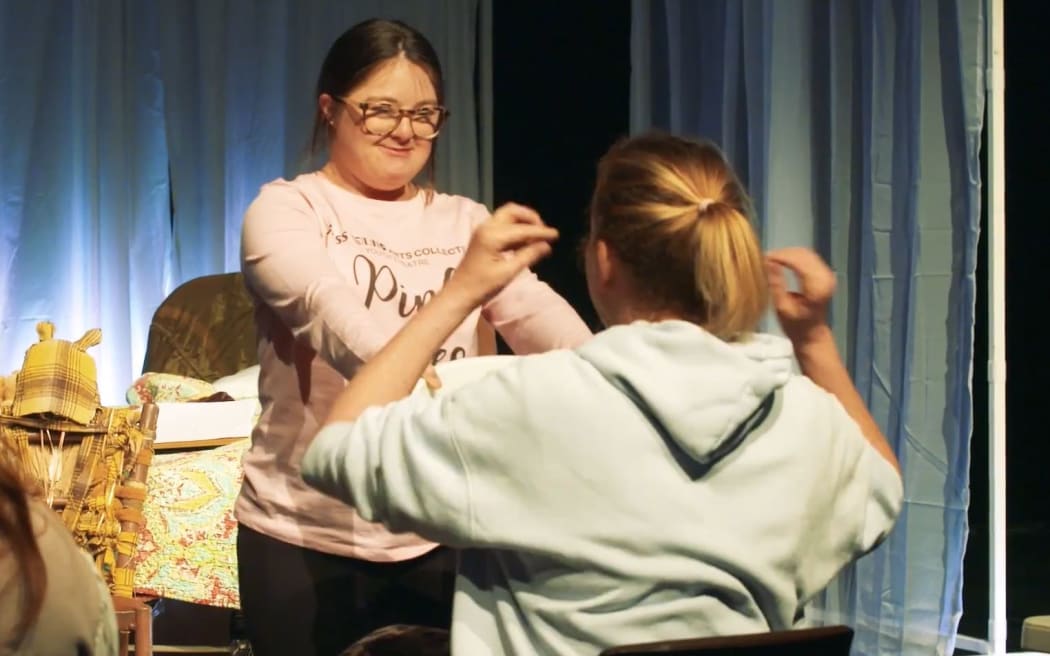Lily Mae Ivatt Oakley plays the leading role in Spark.
