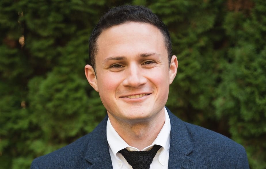 David Markowitz is an Assistant Professor of Social Media Data Analytics, University of Oregon.