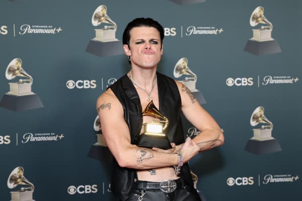 LOS ANGELES, CALIFORNIA - FEBRUARY 01: YUNGBLUD, winner of the Best Rock Performance award for "Changes (Live From Villa Park) Back To The Beginning", poses in the press room during the 68th GRAMMY Awards at Crypto.com Arena on February 01, 2026 in Los Angeles, California.