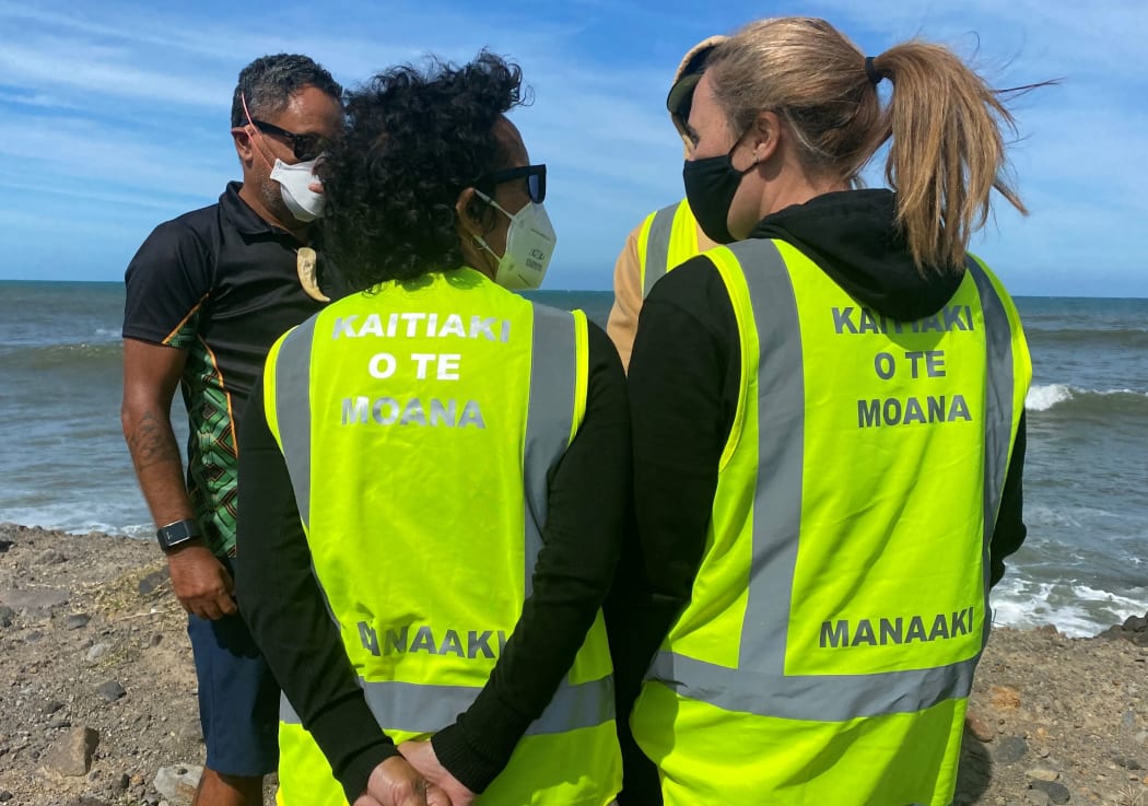 Kaitiaki (stewards) are educating kaimoana gatherers over more than 40km of coastline